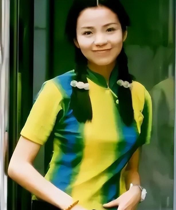 落地的凤凰不如鸡！52岁重病缠身的朱迅，给内娱的女星们提了个醒