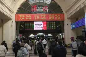 武铁共发送旅客480万人次 运送各类物资150多万吨图片