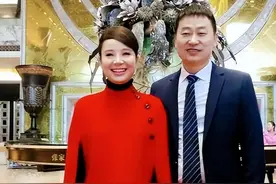 7年前，盲人歌手刘赛不顾反对嫁到农村，今丈夫成了她的骄傲！图片