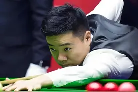 斯诺克最新战报：奥沙利文VS卡特，丁主任顶住，不然要打脸了！图片