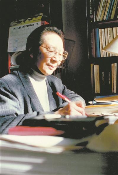 “龙芯一号”上为何刻下她的名字？