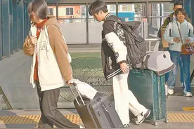 乘火车行李有啥讲究？“乒乓球禁止携带上火车”的话题引发热议图片