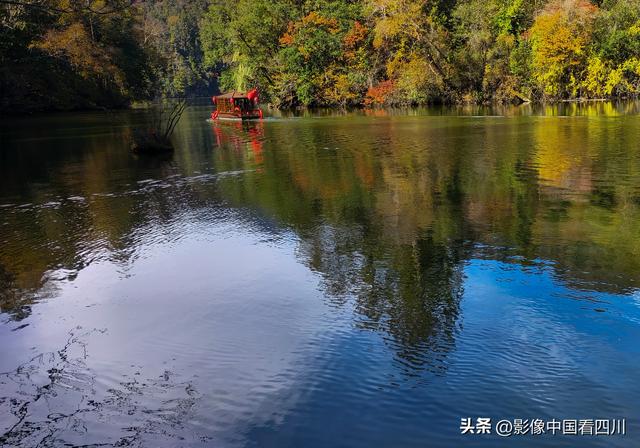 四川九寨沟：甲勿池金秋好风光