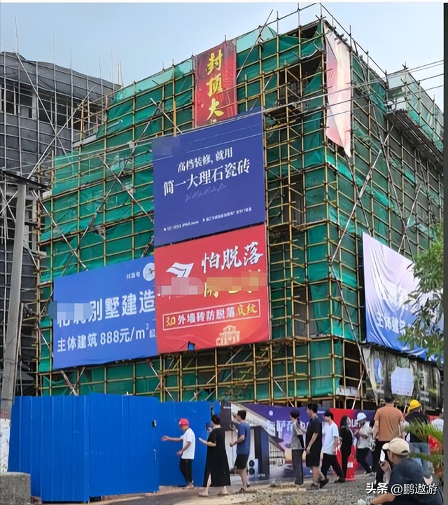 全红婵家别墅正式封顶	，无人机环绕广告覆盖，令人不适的事发生