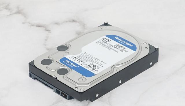 手机内存告急？OPPO秘密筹备新硬件，家用NAS即将爆发