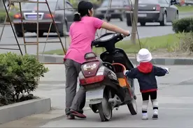 电动车半路没电怎么办？不用愁了，学会这4招，顺利把车骑回家图片