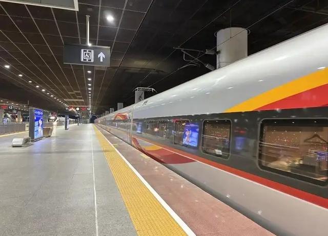 深圳机场停车收费2025，深圳机场停车攻略