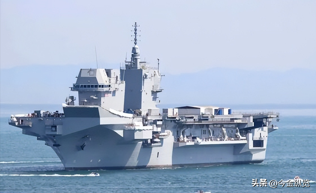 中国舰载无人机猛烈突破！神秘测试船亮相海试，为何美国如坐针毡