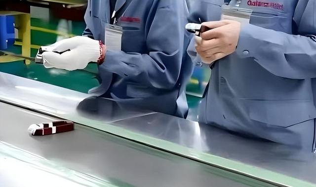 从彩电霸主到幕后巨头，长虹的30年沉浮你敢信？