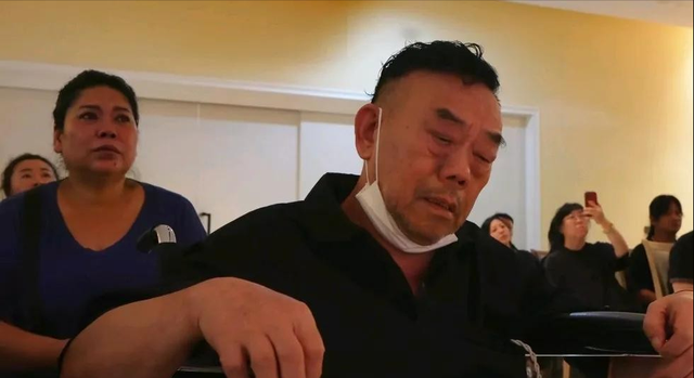 杨少华刚头七！杨伦后脚住院，恶心一幕出现，杨议探望嘴欠遭声讨