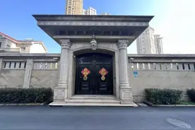 浙江东阳占地4亩建筑面积3020㎡巨无霸别墅拍卖，被人4000万拿下图片