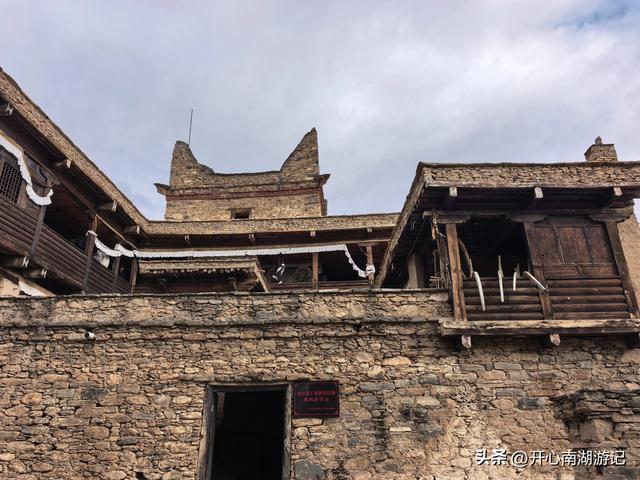 喀什经317到成都，色达县-都江堰，甲居藏寨、理小路、桃坪羌寨