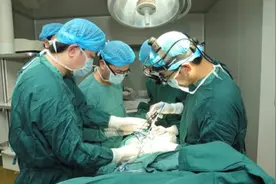 25岁女孩腹部抽脂永久丧失生育能力，我们能看到什么？图片