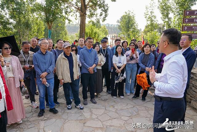 偏关县：从“风口穷县”到“绿富美”的山西样本