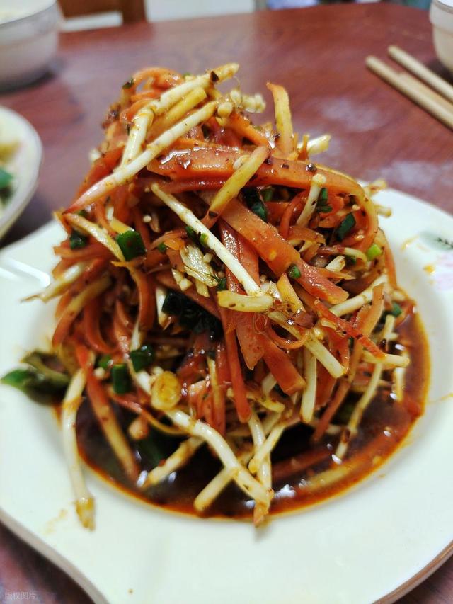 被严重低估的贵州毕节：这100多平方公里的杜鹃，不看真的会后悔