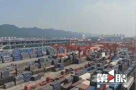 重庆中欧班列跨里海直达欧洲腹地线路实现双向贯通！图片