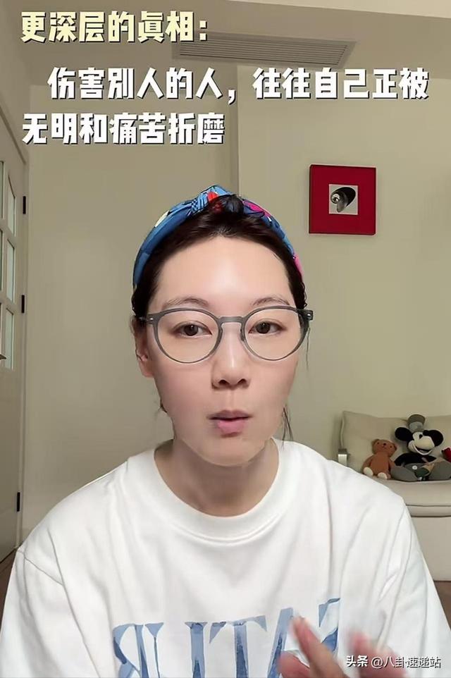 讨好大佬陪睡上位？遭央视“开除”？曾是央视女主持谣言有多离谱