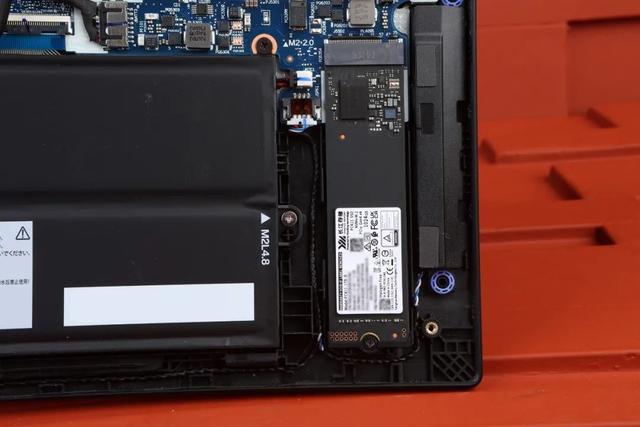 ThinkPad也用长江存储PC411 SSD——解密新一代联想ThinkPad E14 Gen7商务本性能