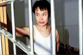 张子强家人近况：遗孀携20亿定居泰国，大儿子已工作，成餐厅厨师图片