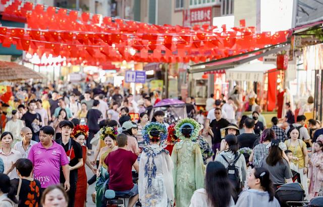 长假前三天泉州文旅持续火爆——每天接待游客超150万
