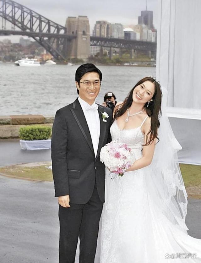 她14岁已是“人间尤物”	，被首富看中花10亿娶回家，8年生了四胎