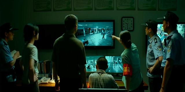 首播3集，热度破20000，悬疑榜飙升第一，开局直接杀人抛尸，烧脑