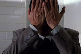 断崖式卖房的年轻人：降价100万， 情绪崩溃，做梦都在卖房图片