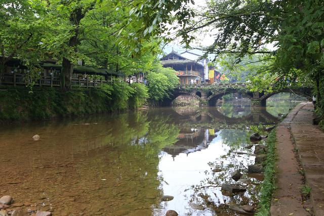 人间烟火气，最抚凡人心之上里古镇（原创）