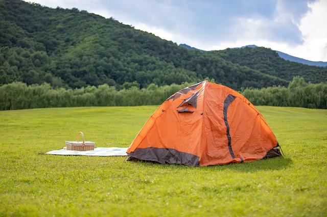 清明小长假露营刷屏：消费降级，不再执着诗和远方