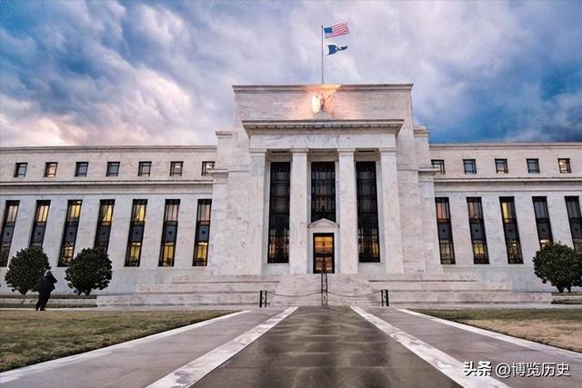 218票赞成213票反对！美投票结果出炉	，特朗普态度变了，美军撤退