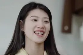 《狂飙》演员转行做主播月入3000元，曾演“机车女孩”与张颂文对戏：以为自己要火了，但没资源才是现实图片