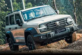 新款坦克300开起来究竟有何不同？图片