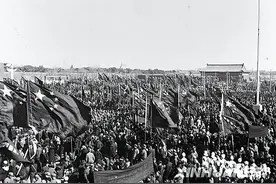 开国大典为何下午举行？为何选在天安门广场？图片