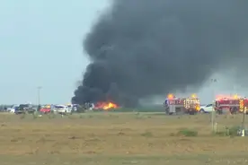 美军5代机又栽了：F-35C战机在加州坠毁，飞行员成功弹射逃生图片