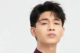 秦霄贤塌房升级，假冒央媒下场，辛雨锡再曝恶行，给他上了一课图片