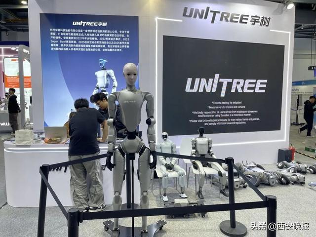 王兴兴回应“新款人形机器人长得吓人”