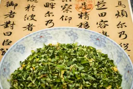 湿热真是难缠，走到哪都让人烦，湿热常见的三个位置，如何来应对图片