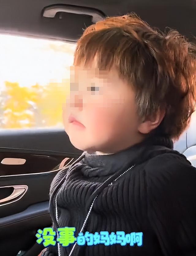 突发，山东诸城市动物园一梅花鹿冲撞小朋友，园区回应：医院检查费用全部承担