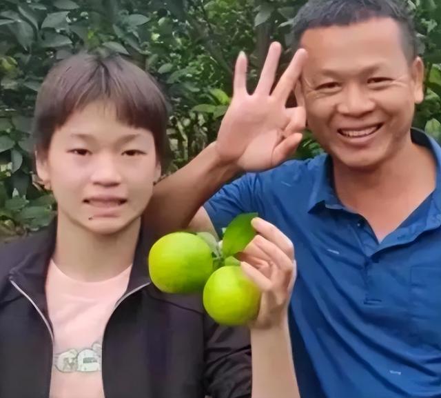 身材发胖风波仅1月	，全红婵家别墅高度被邻居反超，入住遥遥无期