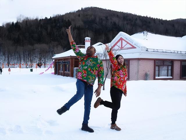 中国雪场成国际热门，入境订单飙涨130%，冰雪经济迎来黄金时代