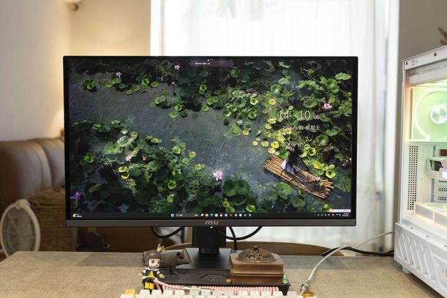 游戏玩家的顶级享受，微星电竞显示器MAG 272UP QD-OLED X24流光