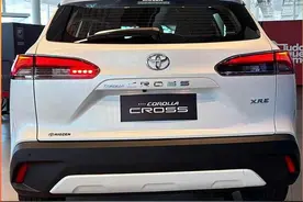 丰田8.98万混动车太香了！全系智驾配置，油耗低到你不敢信图片