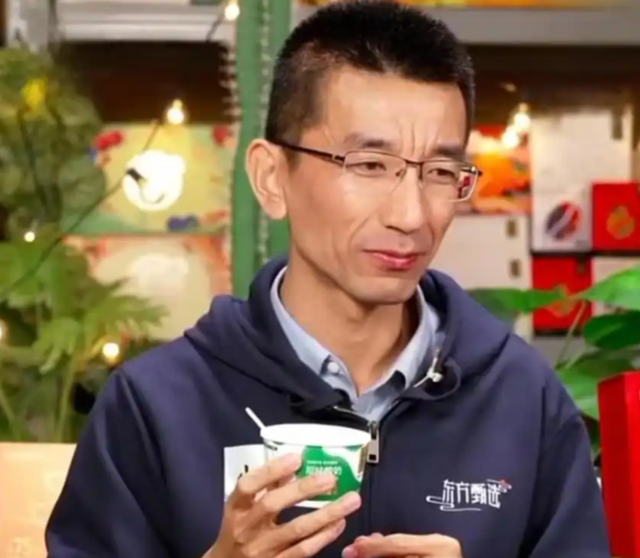 俞敏洪官宣孙东旭离职东方甄选，文案信息量大，证实董宇辉没说错