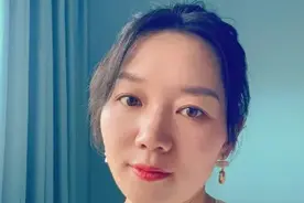 40岁保姆与75岁老头："摸她"背后的情愿与照顾图片