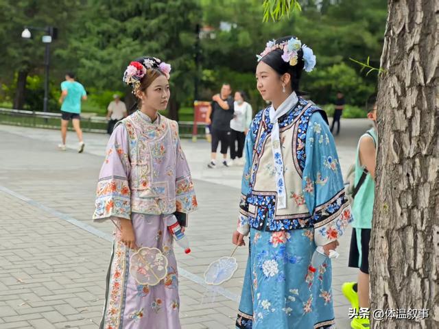 格格逆袭记 扫码支付穿上“历史”的快乐穿越