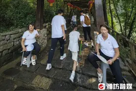 紧抓假期余额，带娃游古村~图片