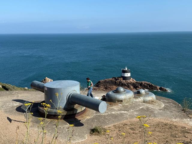 【走遍世界】登上英国三大皇家属地之一的泽西岛🇯🇪