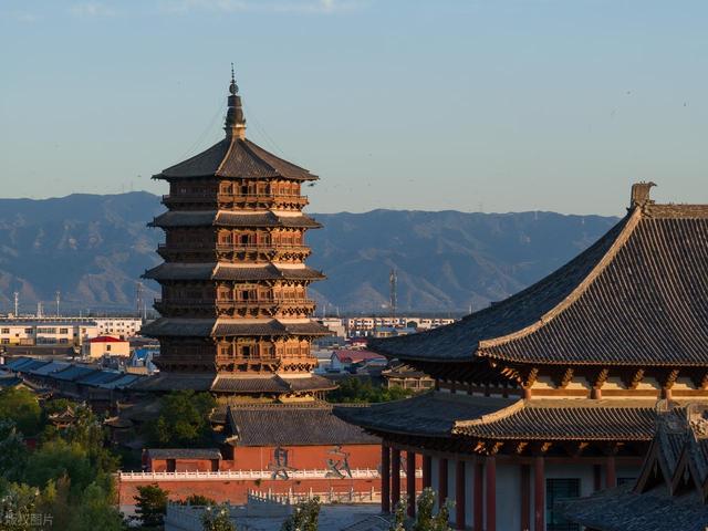 佛塔与藻井，这座晋北小城把古建玩明白了