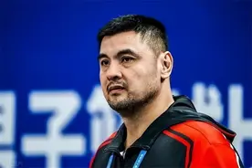 八一五虎现状如何？王治郅回部队，李楠禁赛，刘玉栋和范斌呢？图片