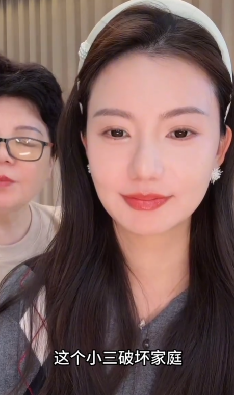 离婚一个月，猴哥前妻不再隐忍！公开回应被指小三	，她不是软柿子